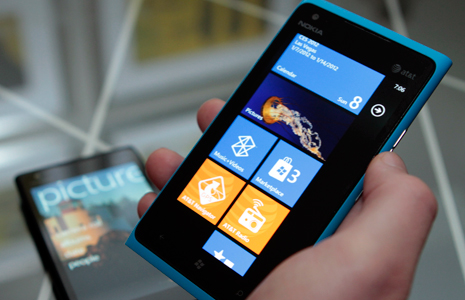 Nokia quer melhorar sistema da Microsoft para não perder vendas