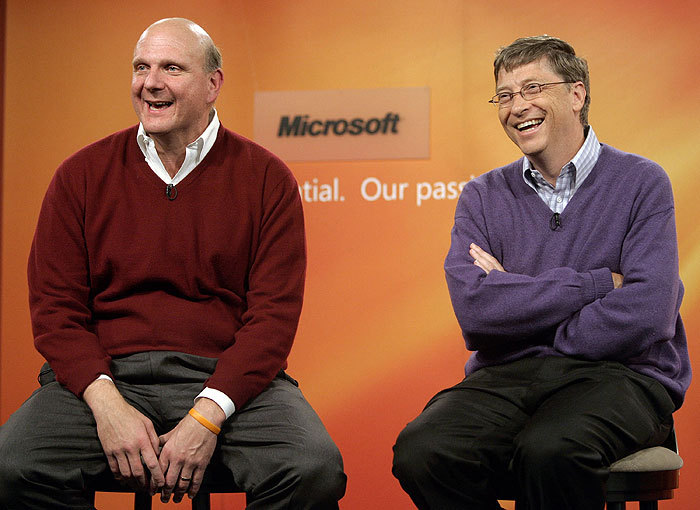 Bill Gates vai ajudar a procurar novo CEO
